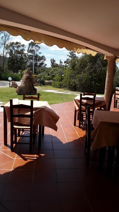 Hotel Pinocchio Arzachena Bagian luar foto