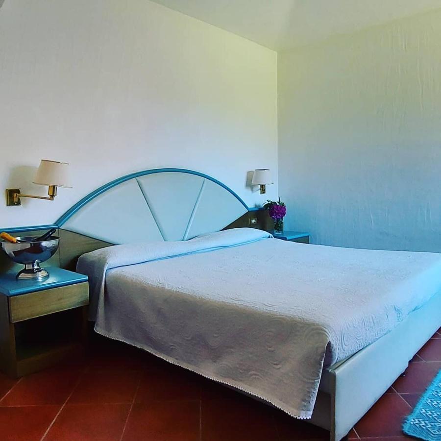 Hotel Pinocchio Arzachena Bagian luar foto