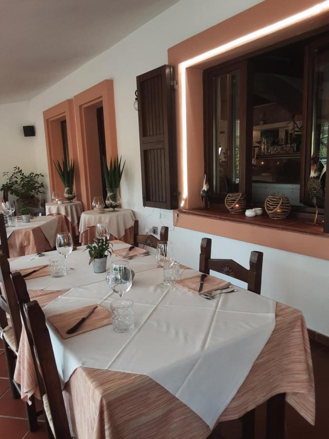 Hotel Pinocchio Arzachena Bagian luar foto