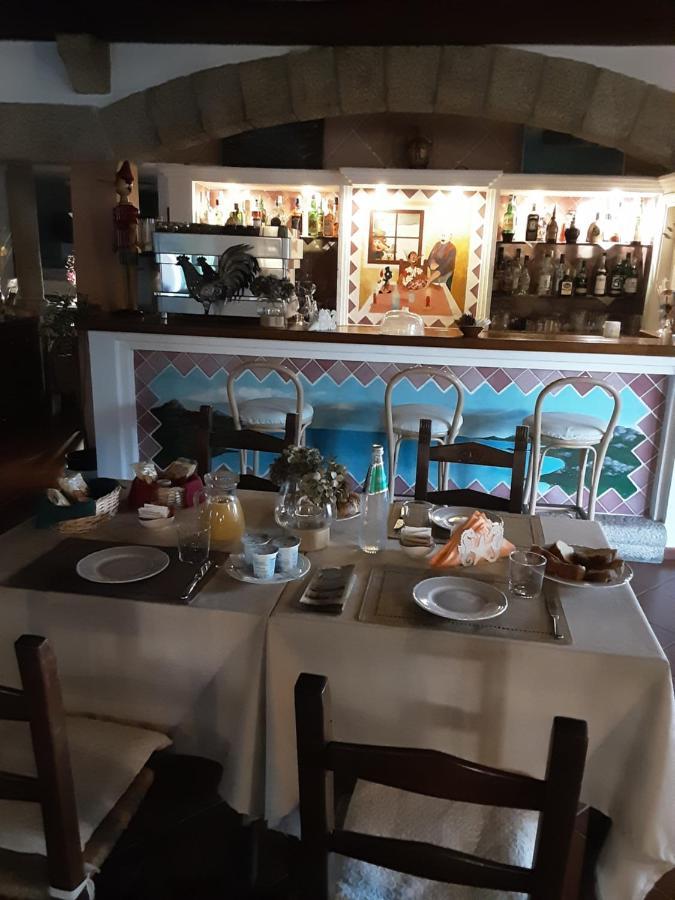 Hotel Pinocchio Arzachena Bagian luar foto